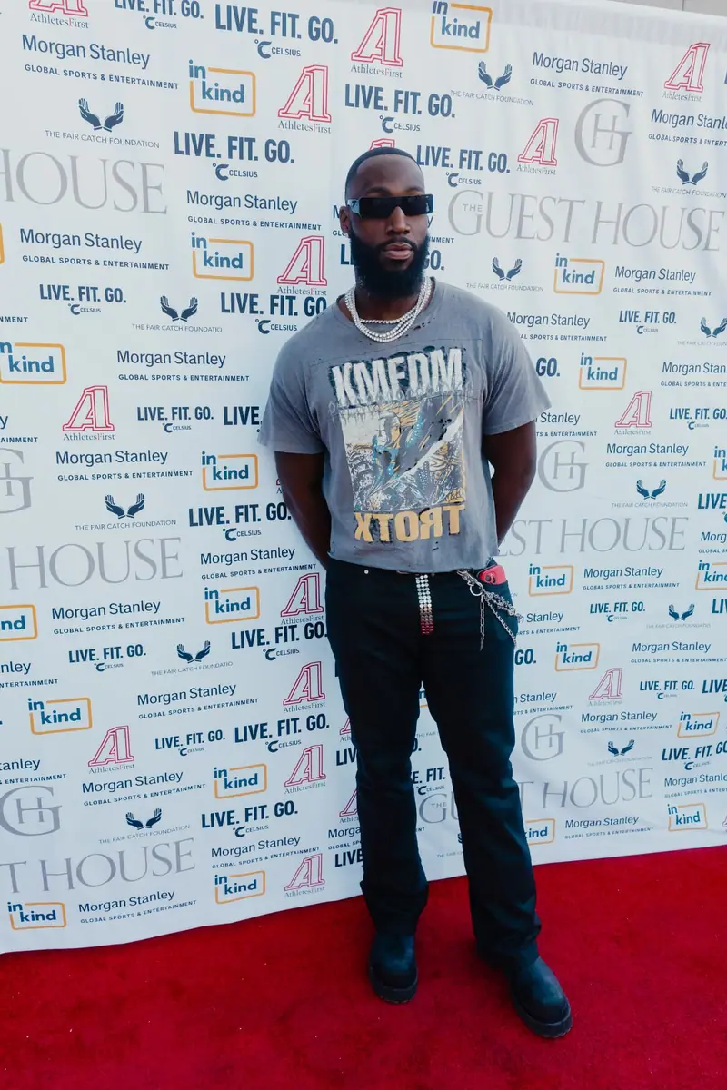 Guests on the red carpet at Celebrity Waiter Night