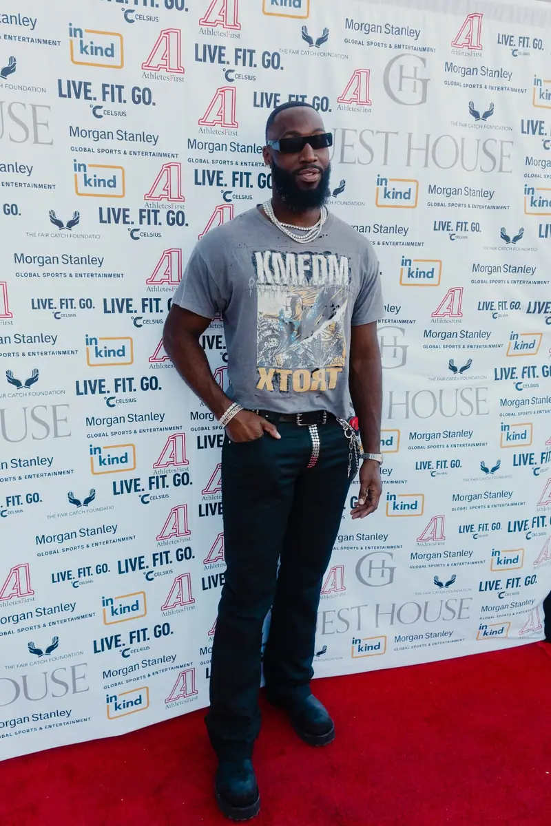 Guests on the red carpet at Celebrity Waiter Night