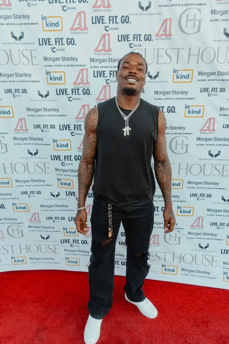 Guests on the red carpet at Celebrity Waiter Night