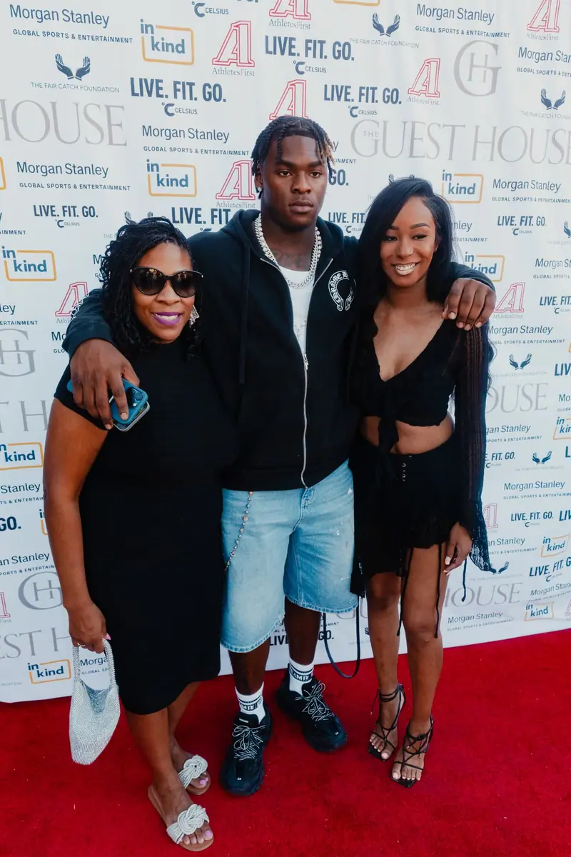 Guests on the red carpet at Celebrity Waiter Night