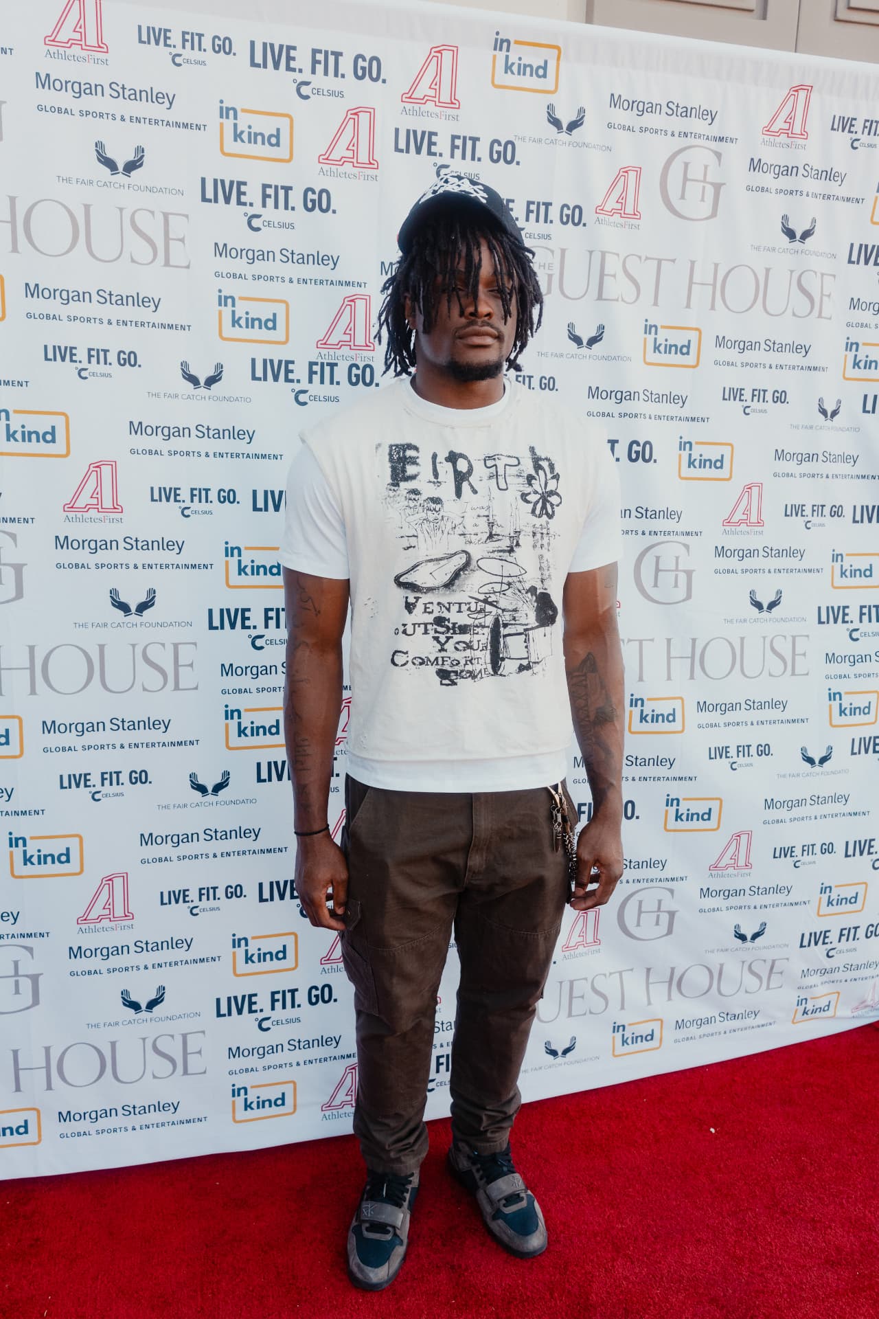 Guests on the red carpet at Celebrity Waiter Night