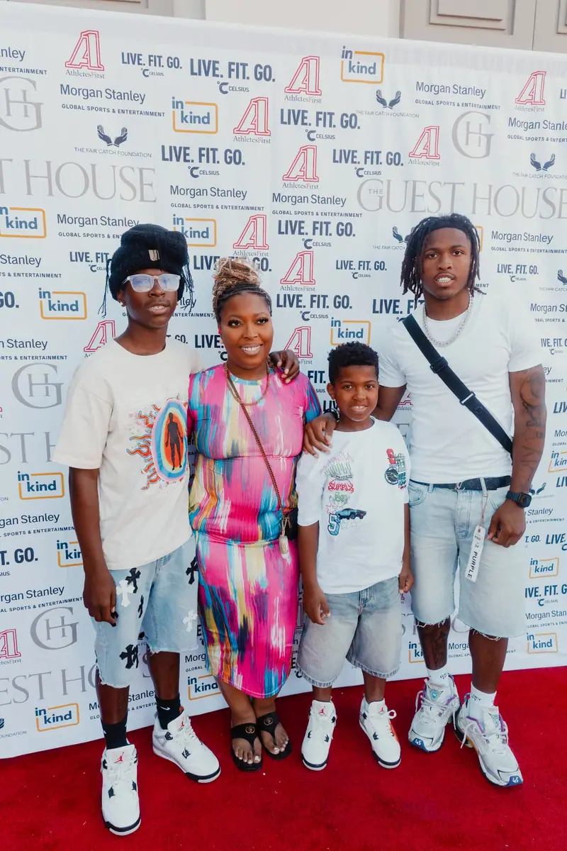 Guests on the red carpet at Celebrity Waiter Night
