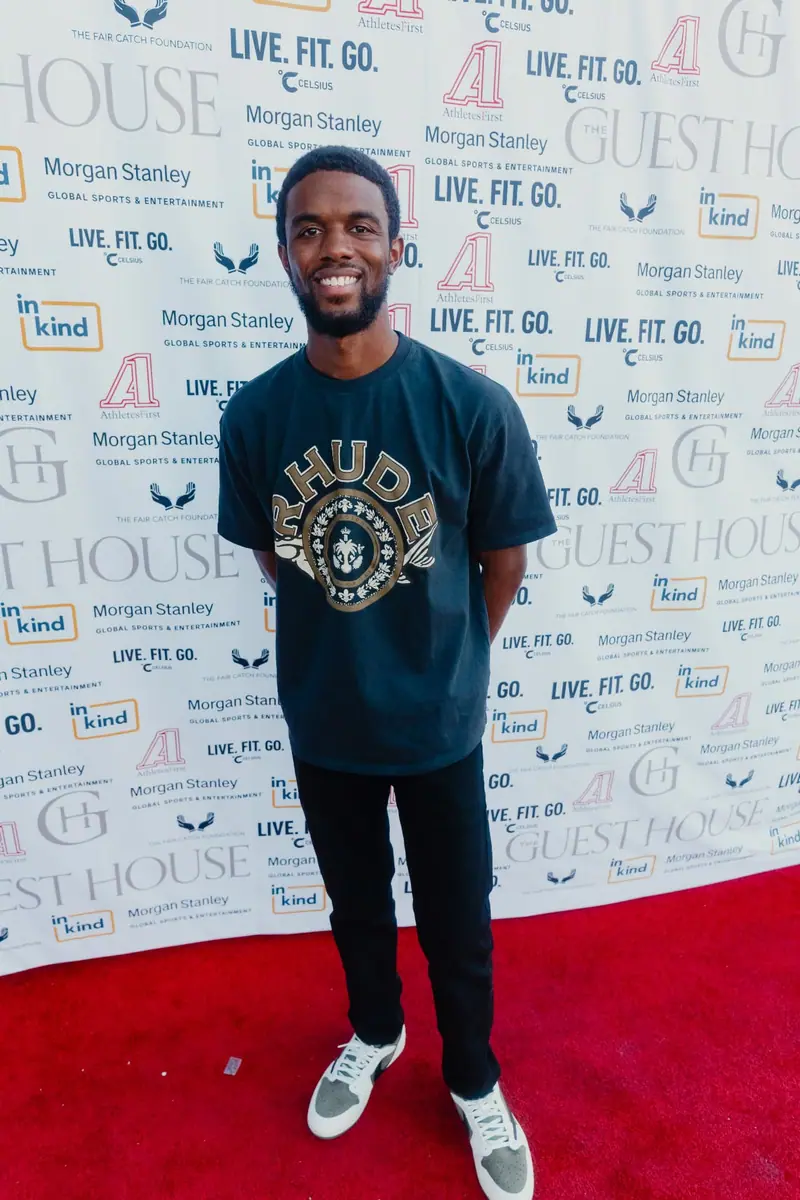 Guests on the red carpet at Celebrity Waiter Night