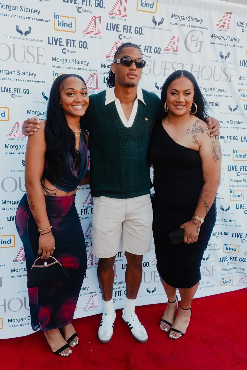 Guests on the red carpet at Celebrity Waiter Night